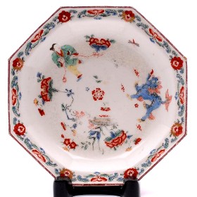 a bow porcelain dish decorated in the kakiemon manner circa 1755 (fs17/33)